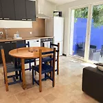 Maison Gekko, Climatisee Avec Patio, Places De Parking Privees, A 800m Palavas-les-Flots