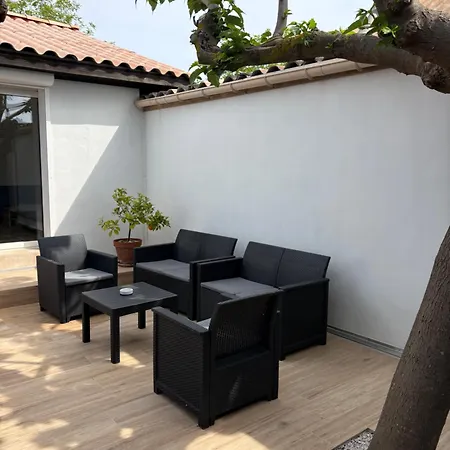 Maison Gekko, Climatisée Avec Patio, Places De Parking Privées, à 800m Сasa de vacaciones