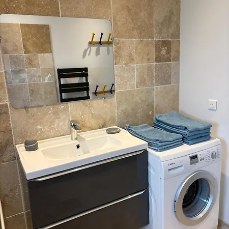 Maison Gekko, Climatisée Avec Patio, Places De Parking Privées, à 800m * Palavas-les-Flots